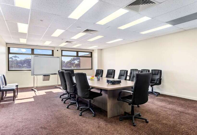 Quality Hotel Point Cook