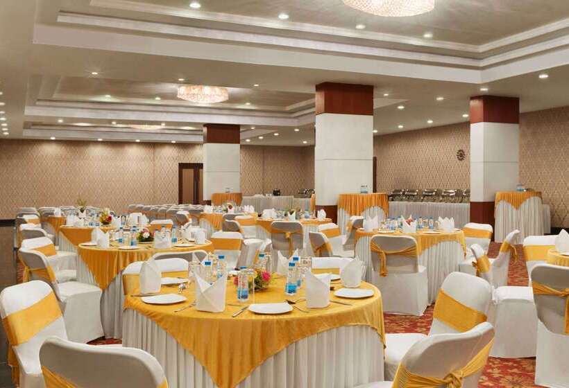 Hotel Ramada By Wyndham Jamshedpur