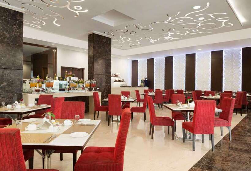 فندق Ramada By Wyndham Jamshedpur