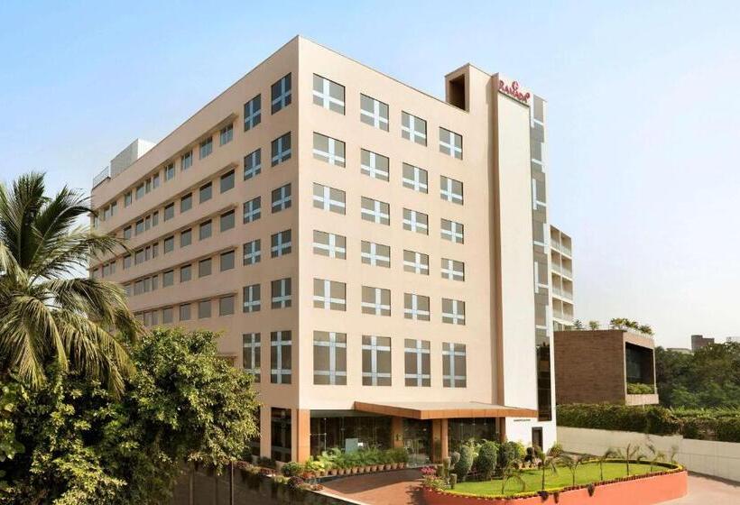 هتل Ramada By Wyndham Jamshedpur