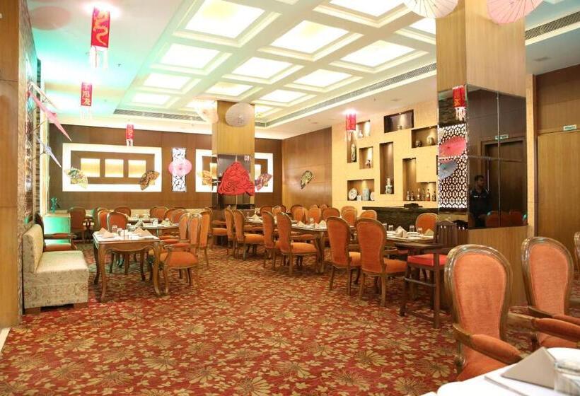 هتل Ramada By Wyndham Jamshedpur