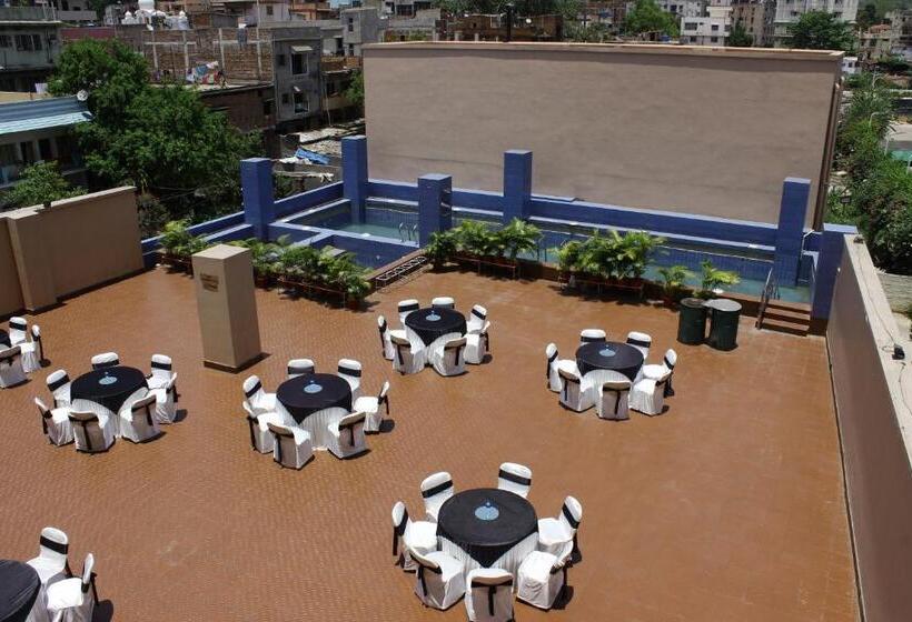 هتل Ramada By Wyndham Jamshedpur