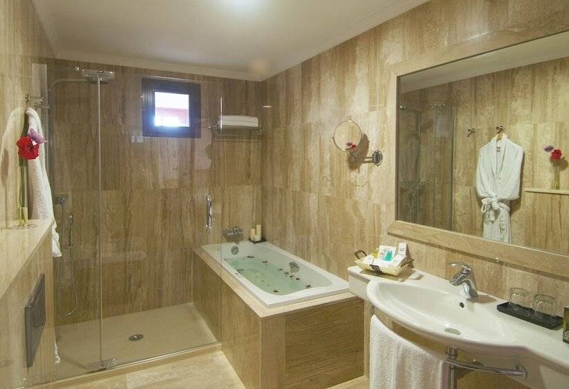 هتل روستایی Melva Suite