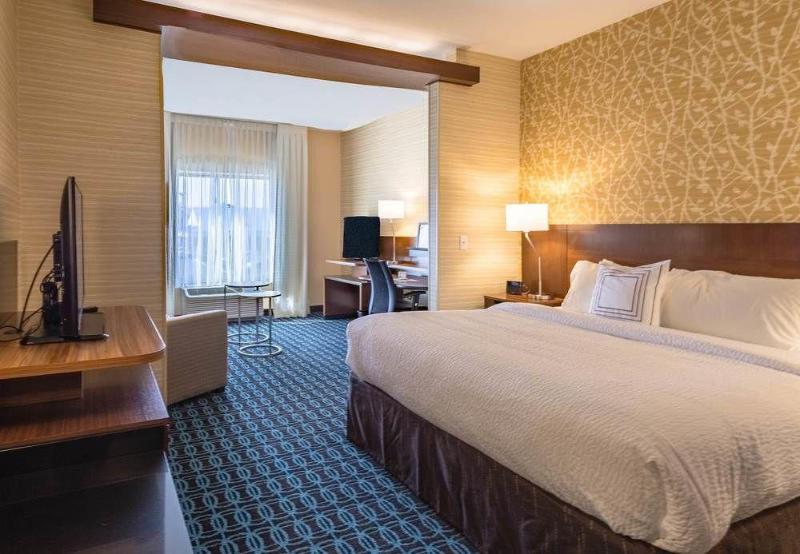 Отель Springhill Suites By Marriott Sumter