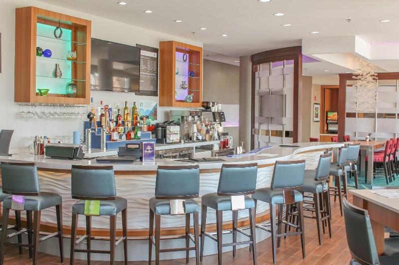 Отель Springhill Suites By Marriott Sumter