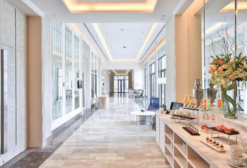 هتل U Sathorn Bangkok