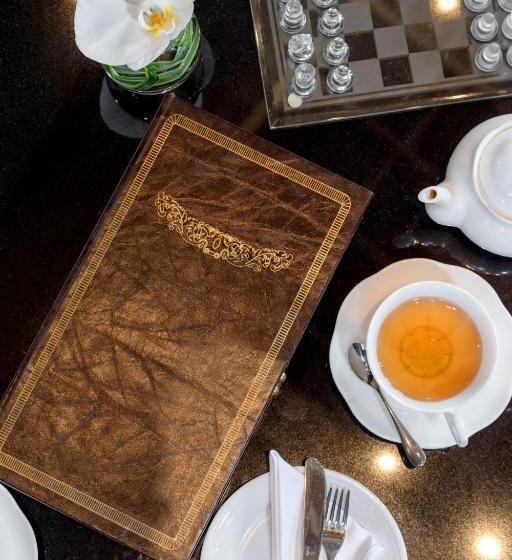 هتل U Sathorn Bangkok