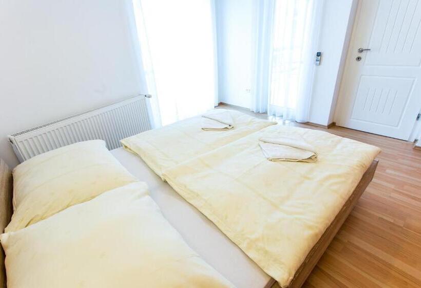 Luxury Apartment Hotel Siófok