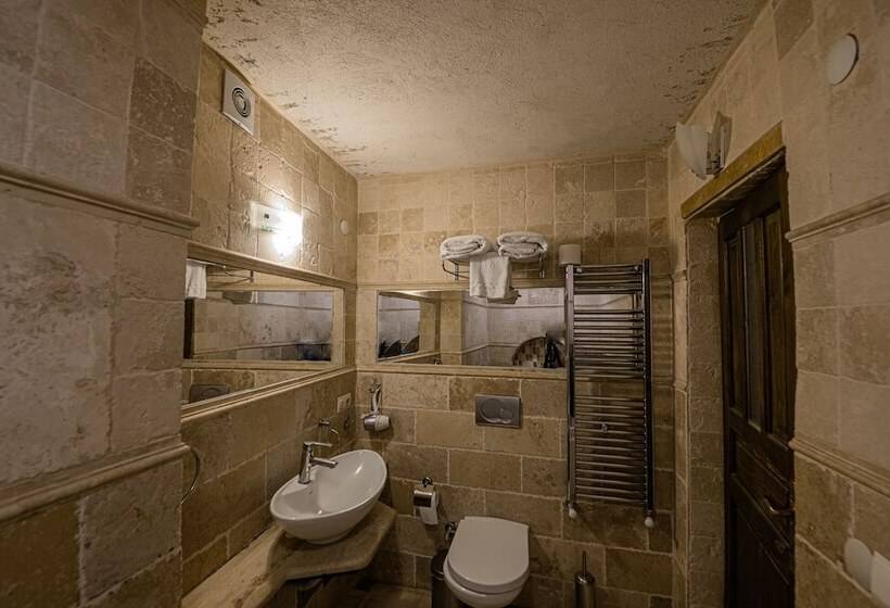 پانسیون Konak Bezirhane Cave Otel