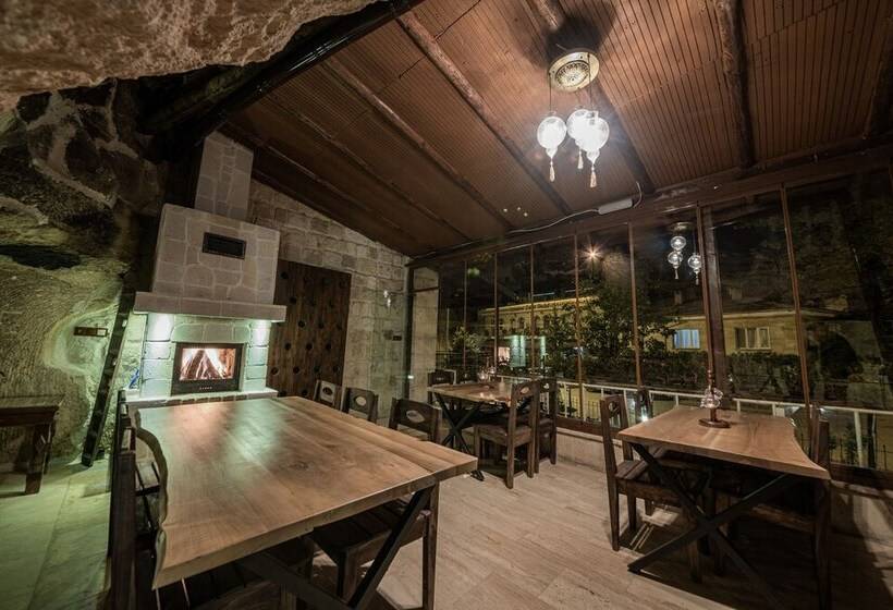 پانسیون Konak Bezirhane Cave Otel