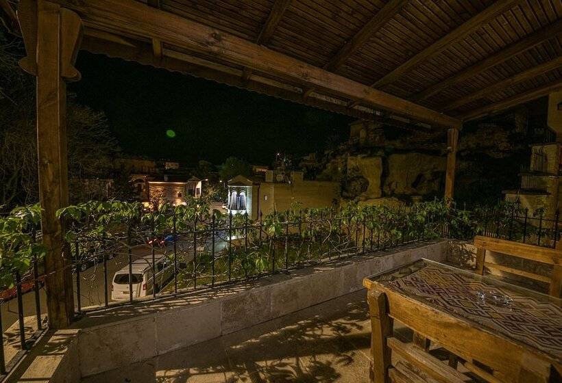 پانسیون Konak Bezirhane Cave Otel