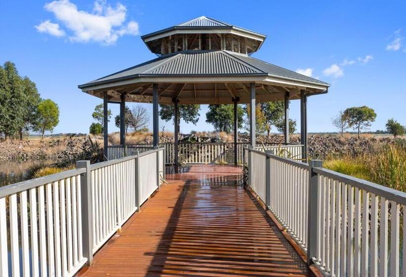 Quality Hotel Point Cook