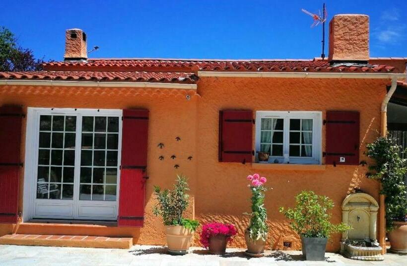 Maison Accueillante Avec Piscine A Forcalqueiret