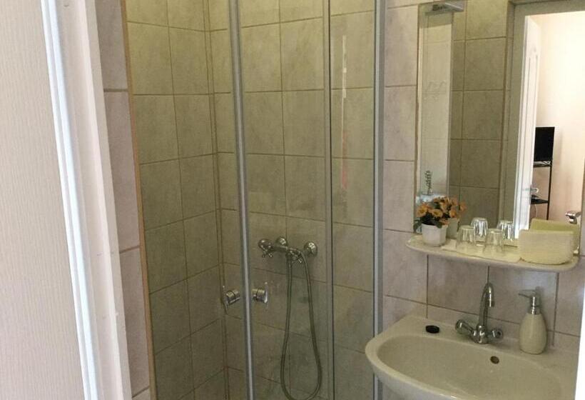 膳宿费 Bazilika Vendégház