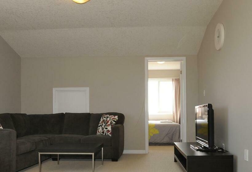 پانسیون Boardwalk Homes   Executive Guest Rooms & Townhomes