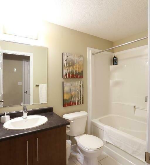 پانسیون Boardwalk Homes   Executive Guest Rooms & Townhomes
