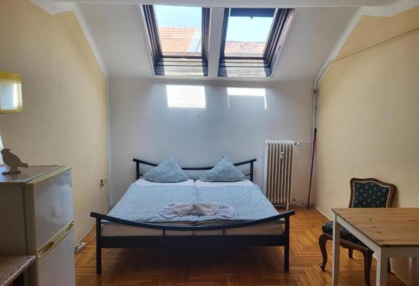 پانسیون Casa Nora
