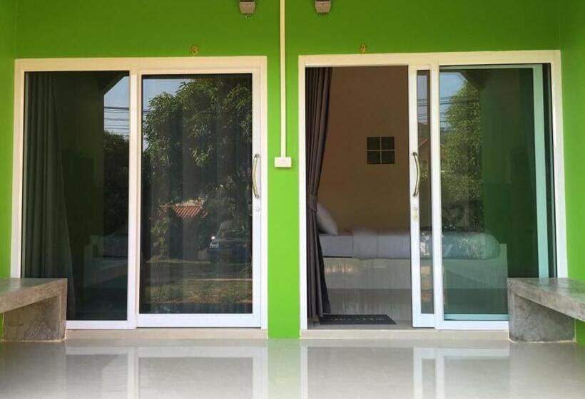 هاستل Budchui Guesthouse