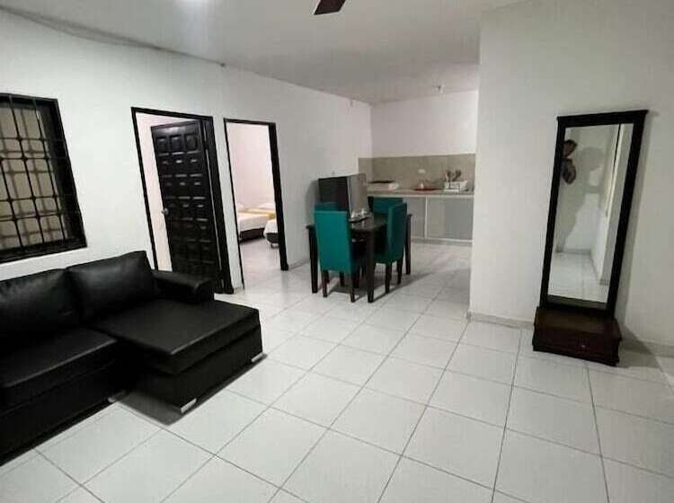 Aparta Hotel El Cacique Upar