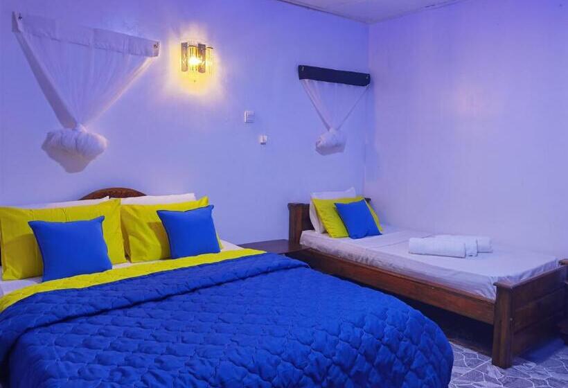 تختخواب و صبحانه City Paradise Dambulla