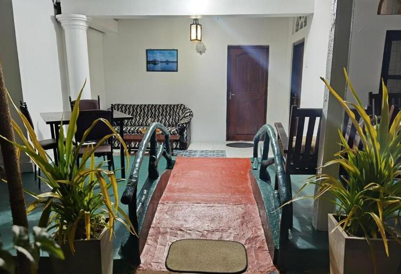 تختخواب و صبحانه City Paradise Dambulla