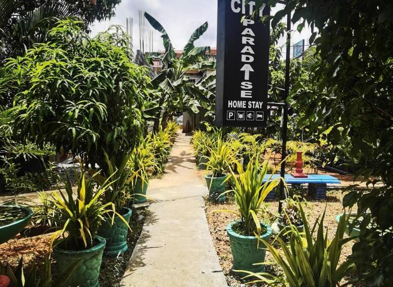 تختخواب و صبحانه City Paradise Dambulla