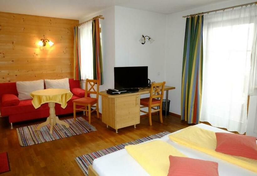 تختخواب و صبحانه Landhaus Franzelin