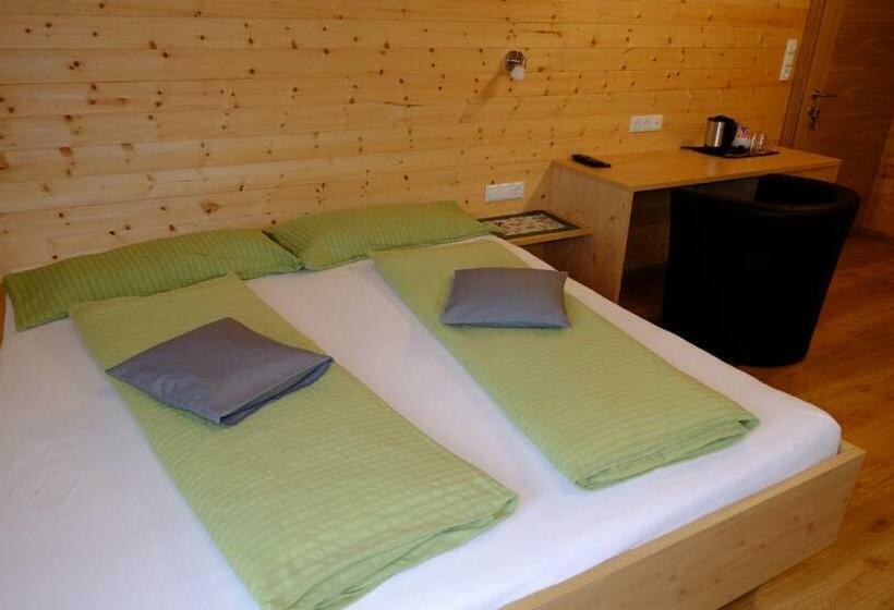 تختخواب و صبحانه Landhaus Franzelin