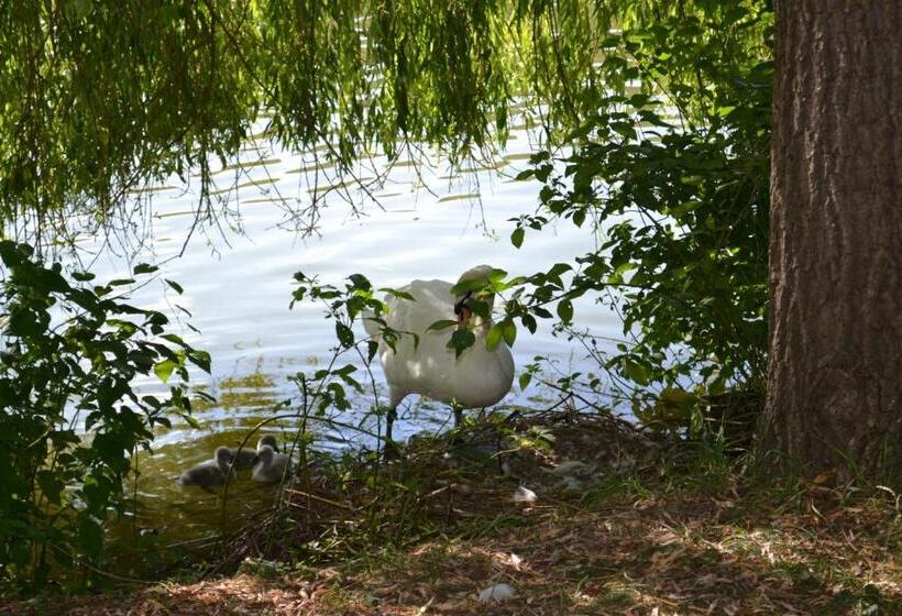 فندق Restaurant Des Lacs