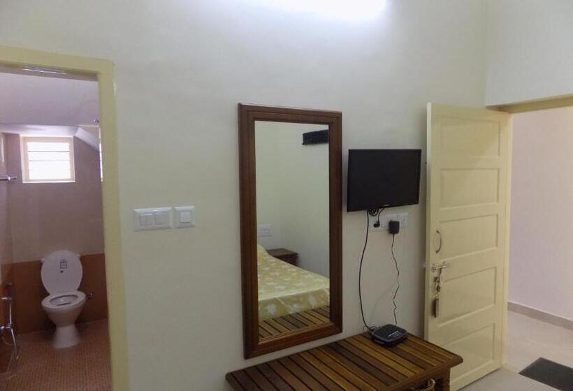 هتل Safire Residency