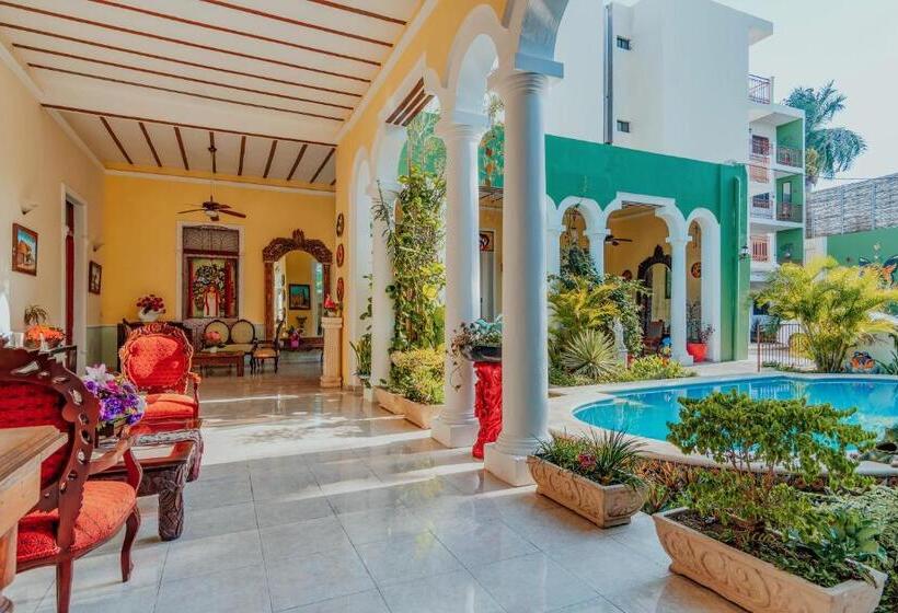 هتل Santa Maria Merida