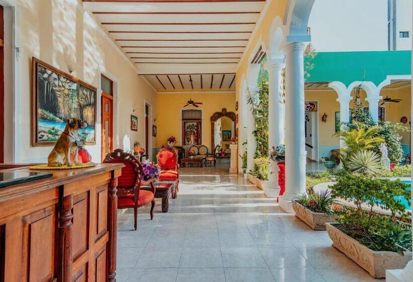 هتل Santa Maria Merida