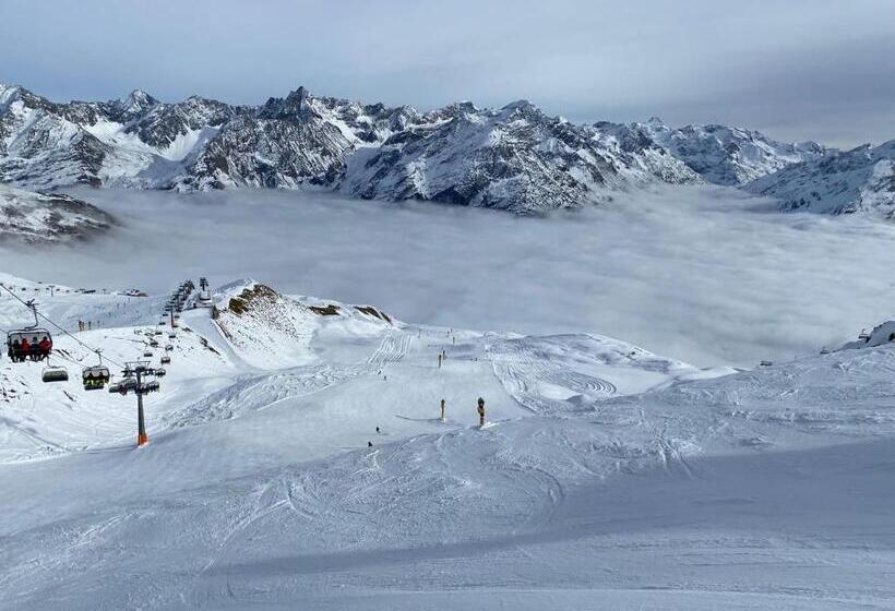 پانسیون Haus Montjola