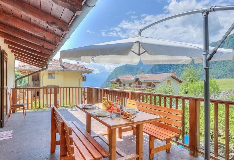 Casa Tra Borgo E Lago Happy Rentals