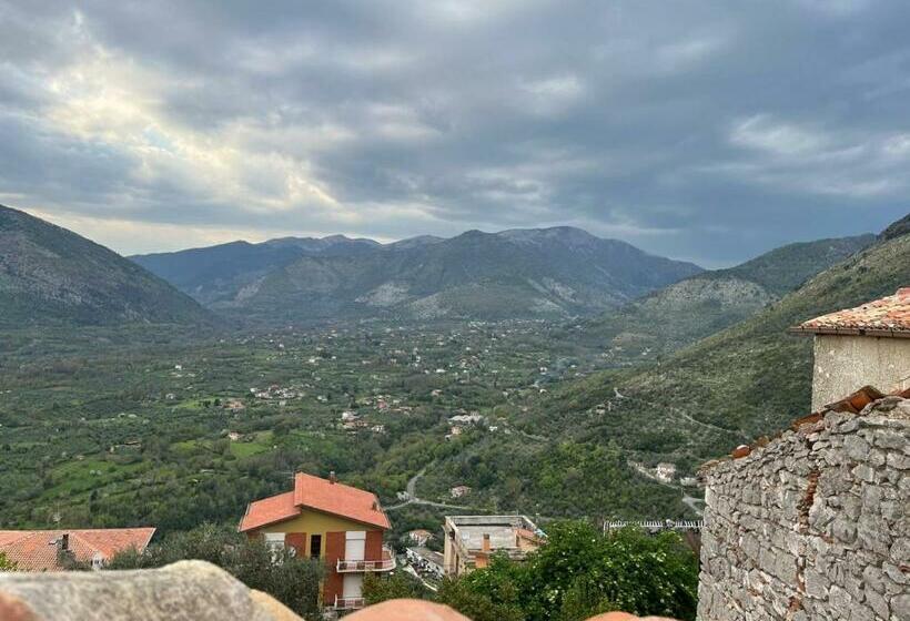 Dai Dico La Pace Nel Borgo