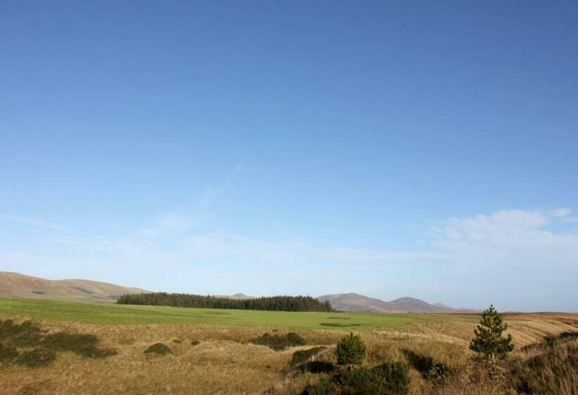 Secluded Off Grid Cabin In Easy Reach Of Edinburgh