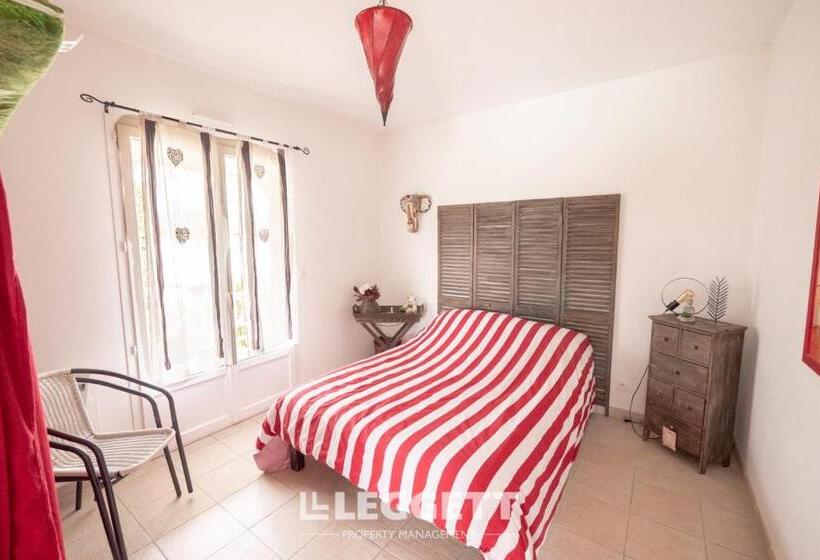 Beautiful Louisiana Villa Sleeps 6 With Pool