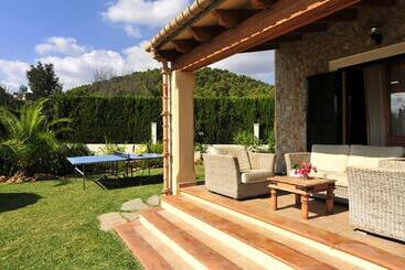 C An Alejandro, Lovely Villa In Peaceful Surroundings Short Drive To Pollenca