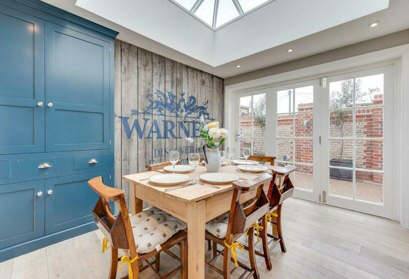 Jubilee Cottage