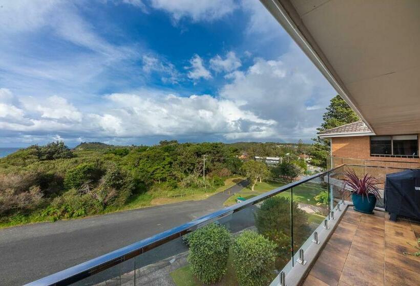 Oceancrest 15