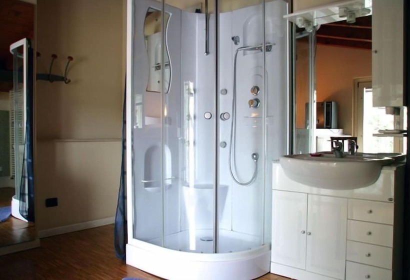 تختخواب و صبحانه A Casa Di Manu