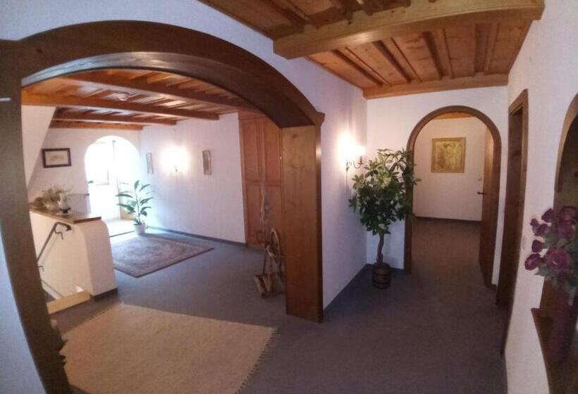 Bed and Breakfast Cafe Pension Erbhof