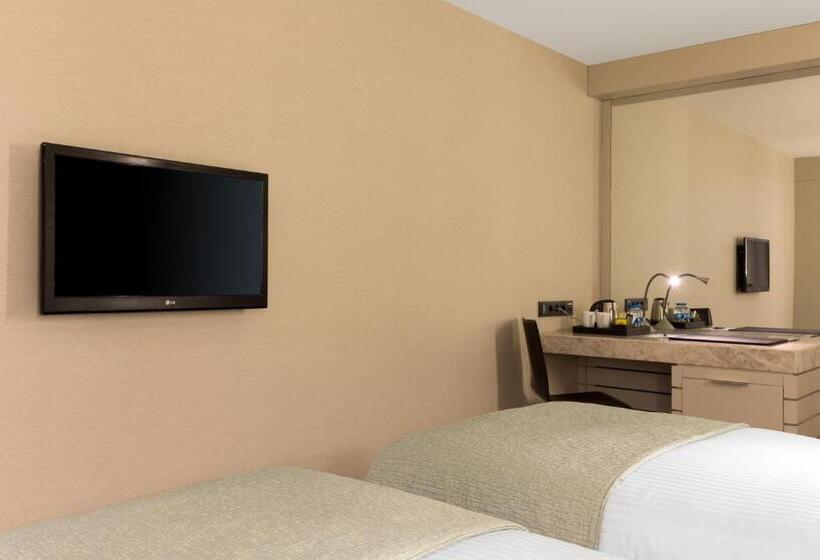 Ac Hotel Istanbul Macka