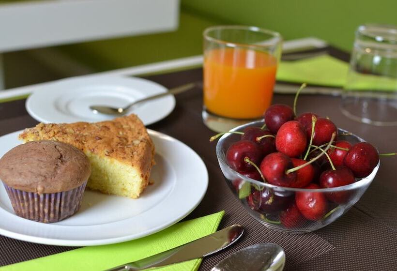 Fotos del hotel B&b Leopoldo And Apartements:  40