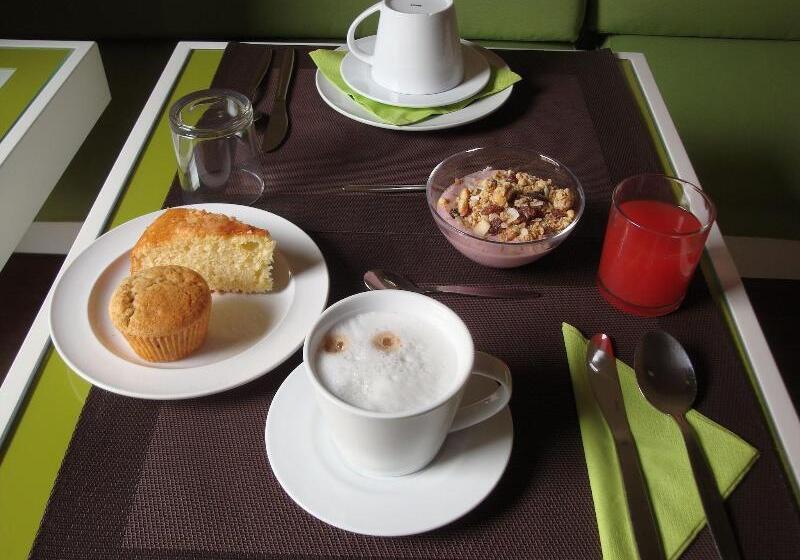 Fotos del hotel B&b Leopoldo And Apartements:  8