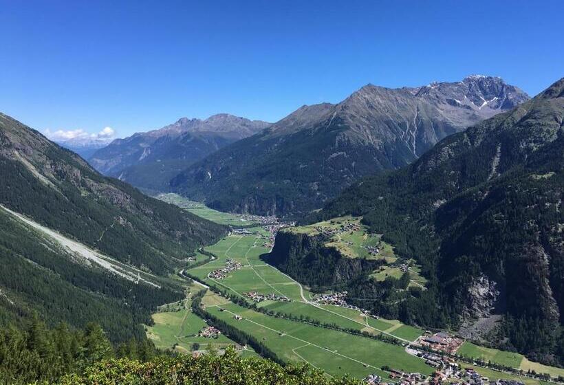 هتل Burgstein   Alpin & Lifestyle