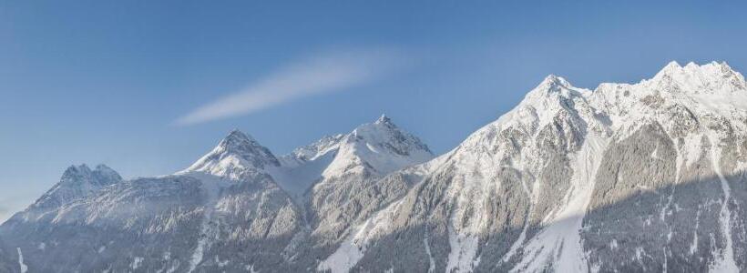 هتل Burgstein   Alpin & Lifestyle