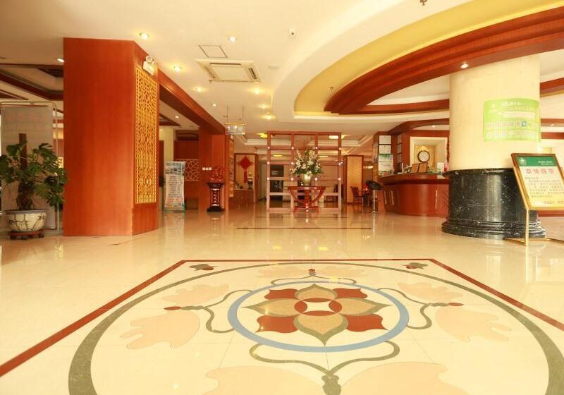 Отель Greentree Inn Yantai Xingfu Road Marina Plaza Express