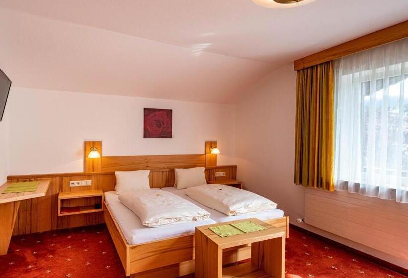 Отель Rustika   Appartements & Spa