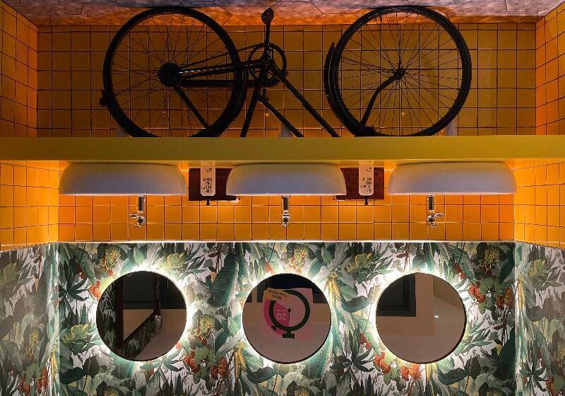 Fotos del hotel Qbic Hotel London City:  2